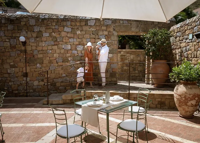 Szálloda Dei Melograni Boutique Cefalù